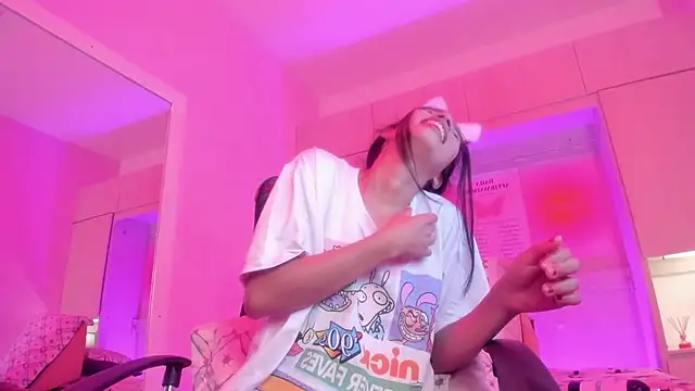 LexxaQueen online show from October 12, 4:59 am