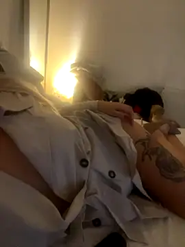 Seductive-SkyeXXX online show from November 9, 8:38 pm