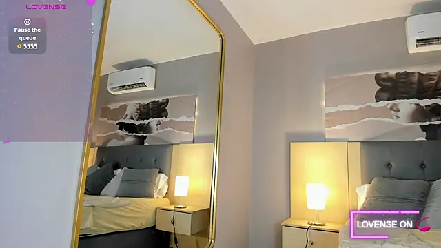 Isabella glam online show from October 29, 8:22 pm