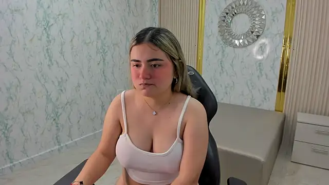 KatyBlondee online show from November 25, 3:20 am