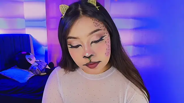 annie-russel online show from October 2, 2:38 am