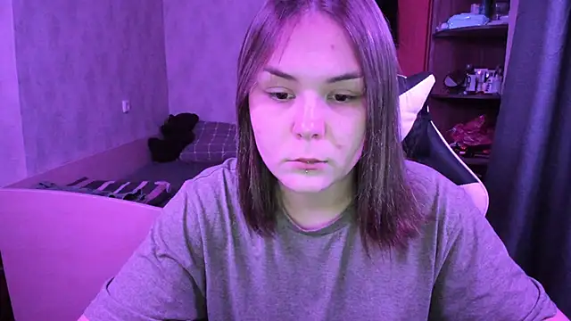 Snapshot of Sophi_gi chatting on October 4, 1:06 pm Sophi gi online show from October 4, 1:06 pm