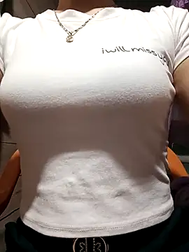 LucyyLy online show from May 9, 10:56 pm
