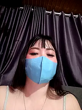 ChunkyLy online show from September 27, 3:30 pm