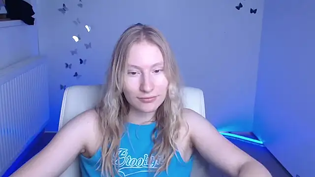 Elizabeth Kissa online show from September 21, 5:17 am