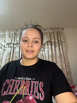 Tayler Kim online show from May 22, 7:34 pm