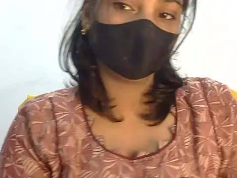 Hott Noor online show from November 29, 5:06 pm