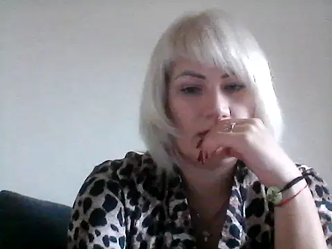 LallyLoveXx online show from September 17, 12:25 pm