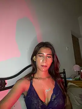 STRIP GLOW online show from May 7, 12:48 am