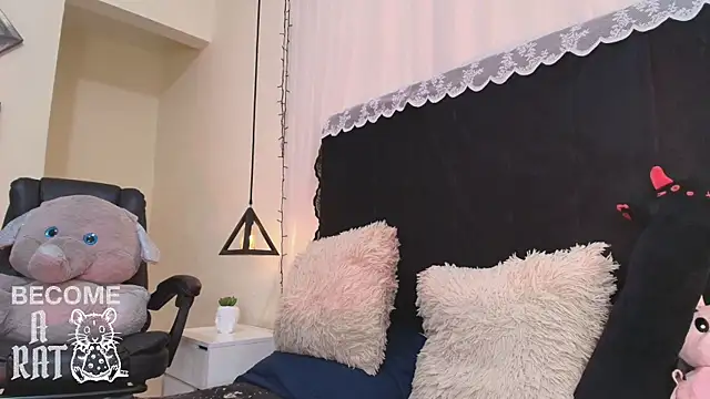 IvyBelle  online show from May 13, 4:35 pm