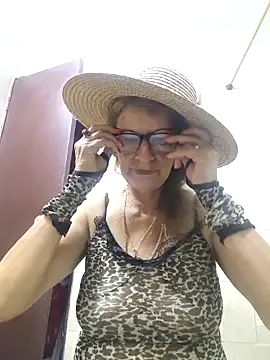 MaryLunne online show from April 9, 11:04 am