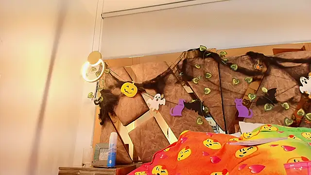 genessis  david online show from October 26, 4:19 am