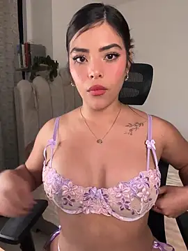 Sara-Evans online show from November 17, 12:33 am