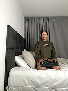 helen palmer online show from October 24, 2:18 am