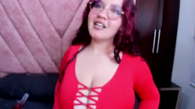 Snapshot of Lilly_Ross chatting on September 27, 3:58 am Lilly Ross online show from September 27, 3:58 am