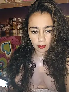 sexy-latina1 online show from October 27, 3:57 am