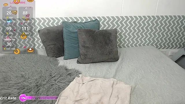 EmilyCoy  online show from October 26, 6:09 am