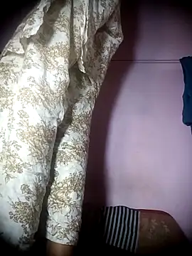 Hot Mayra  online show from November 25, 6:59 am