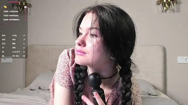 JoanNaws online show from September 30, 7:30 pm