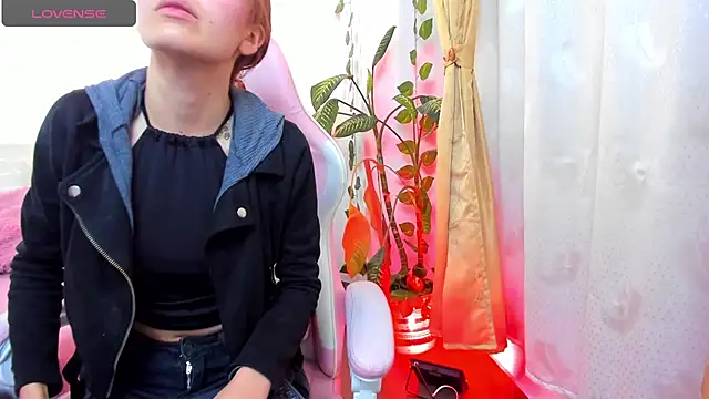 Jade22   online show from September 17, 1:42 pm