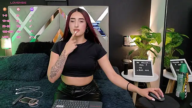 Miia bunny online show from October 8, 8:46 pm