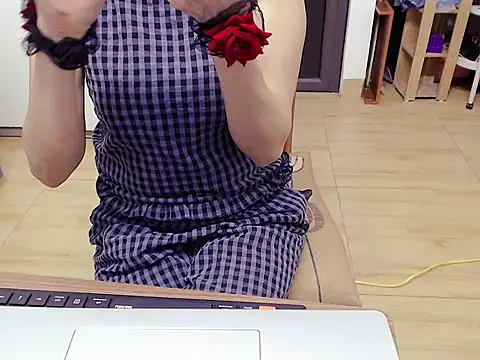 Funnygirl 9x online show from April 5, 10:58 am