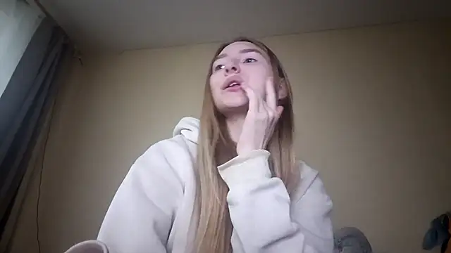 Nymera flare online show from November 4, 6:29 am