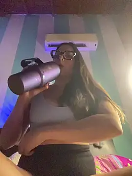 alilith online show from March 2, 8:15 pm