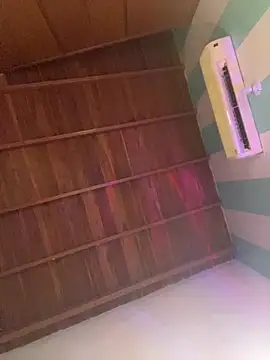 alilith online show from March 25, 7:39 pm