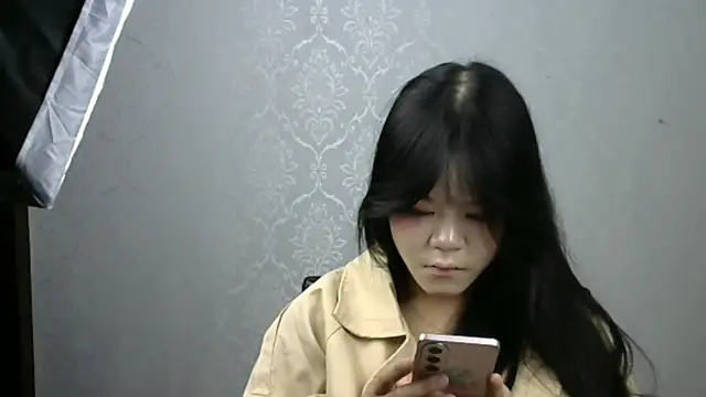 yangqz-852311 online show from September 25, 2:05 pm