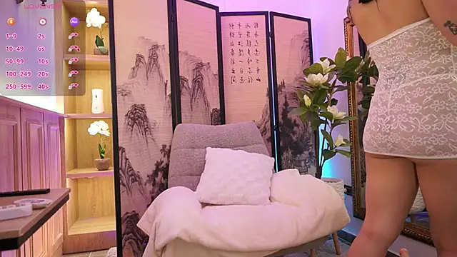 VioletEvanz online show from September 22, 7:01 pm