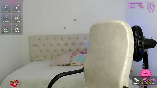Snapshot of sasha_17_ chatting on September 9, 8:30 pm sasha 17 online show from September 9, 8:30 pm