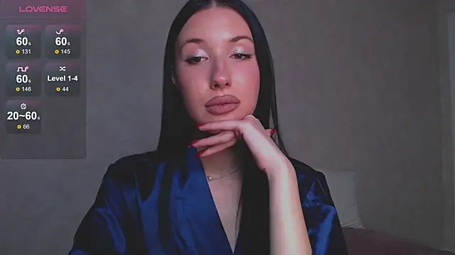 Isabela Fontanaa online show from September 29, 12:43 pm
