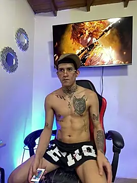 dilan abraham12 online show from May 17, 7:13 pm