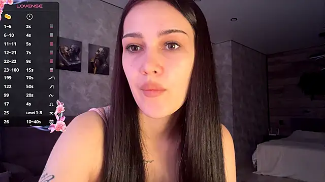 AuraJefcoat online show from May 24, 12:37 pm