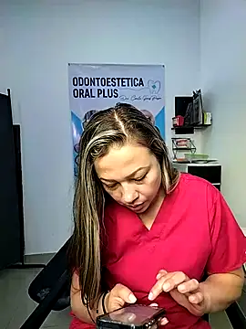 Madisson-04  online show from January 13, 1:37 pm