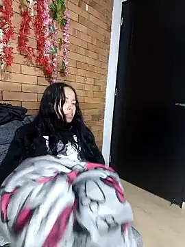 MiaForever1 online show from March 14, 4:35 am