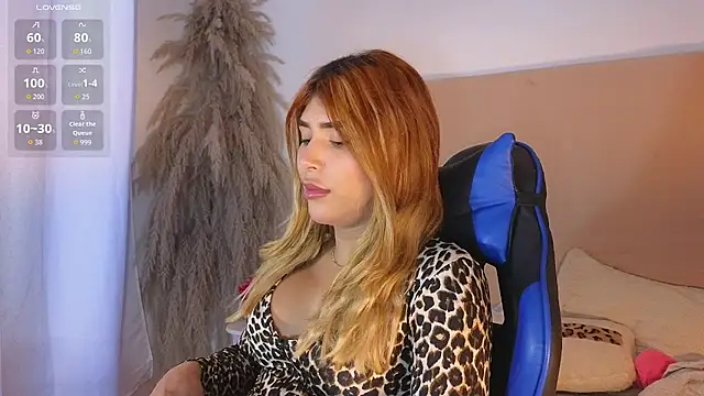 dahiana marin online show from November 25, 8:42 pm