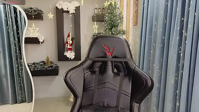 Roxy foxi online show from December 22, 8:06 am