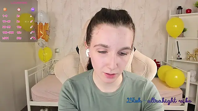 Miss   Eva online show from October 6, 12:27 am