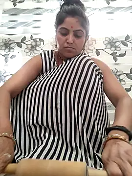 LUCKY cut online show from May 18, 2:54 am