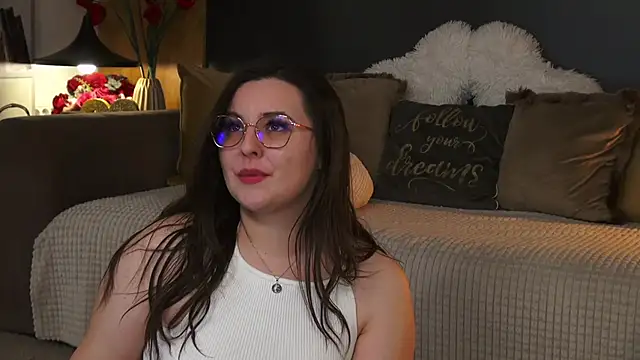 Mia Swano online show from February 5, 2:25 am