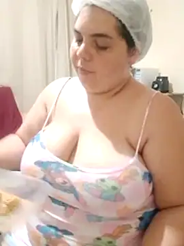 Katherine25 online show from May 3, 8:01 pm