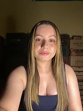 Model930 online show from October 2, 5:07 pm