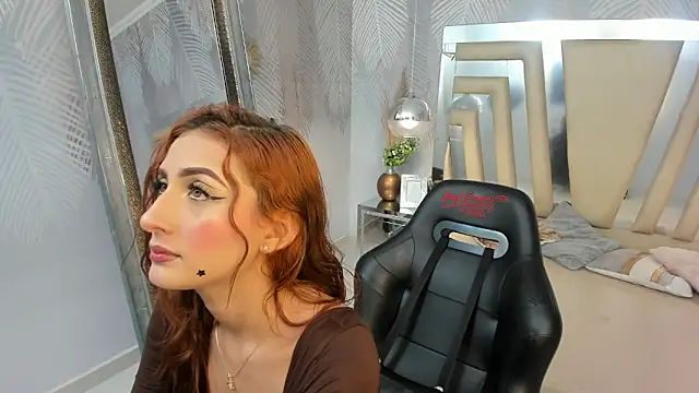 ValerySkinnyy online show from May 23, 3:49 am