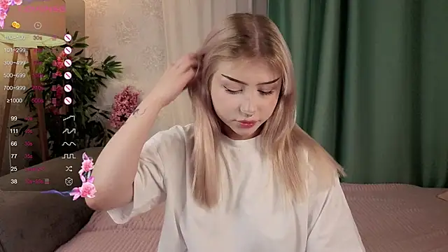 AudieKaemmerer online show from October 20, 4:32 pm