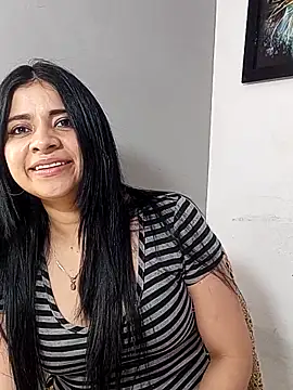 ValerieLove  online show from November 4, 8:25 pm