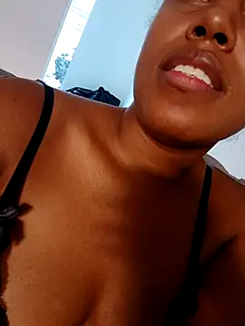 MoniqueMulberry online show from October 6, 8:57 pm