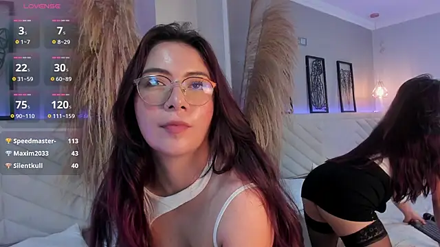 Adriana Lorens online show from September 20, 9:02 pm