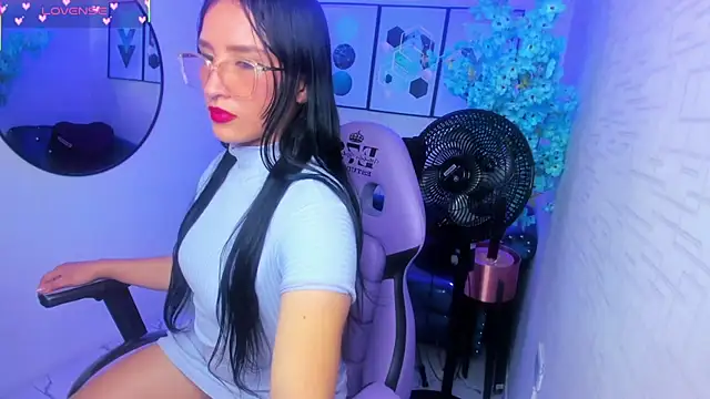 Mariana reids online show from September 12, 3:40 am